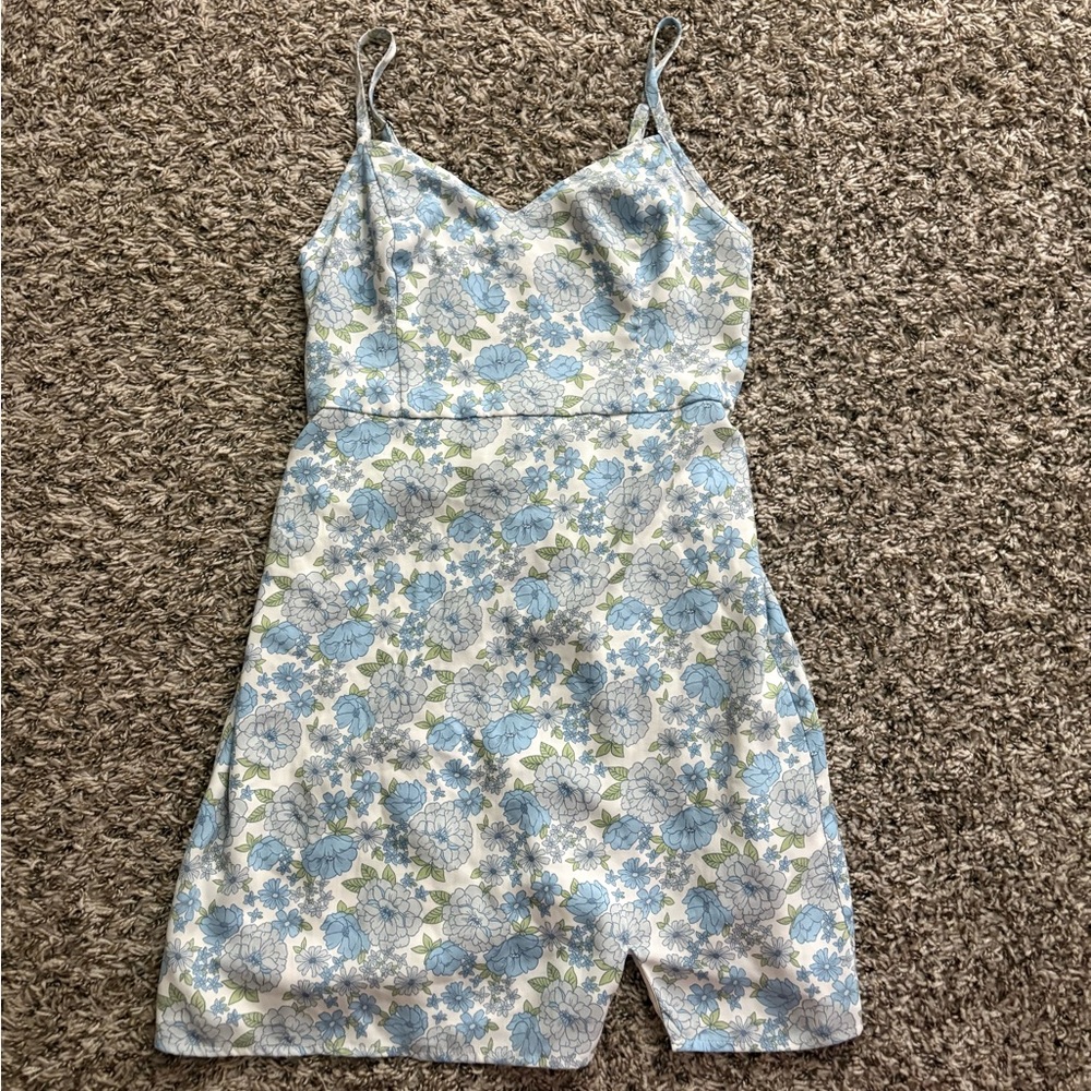 Hollister Blue and White Floral Mini Dress